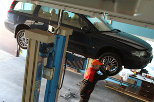 Autoservis & Pneuservis - Dorifto Garage - přezouvání